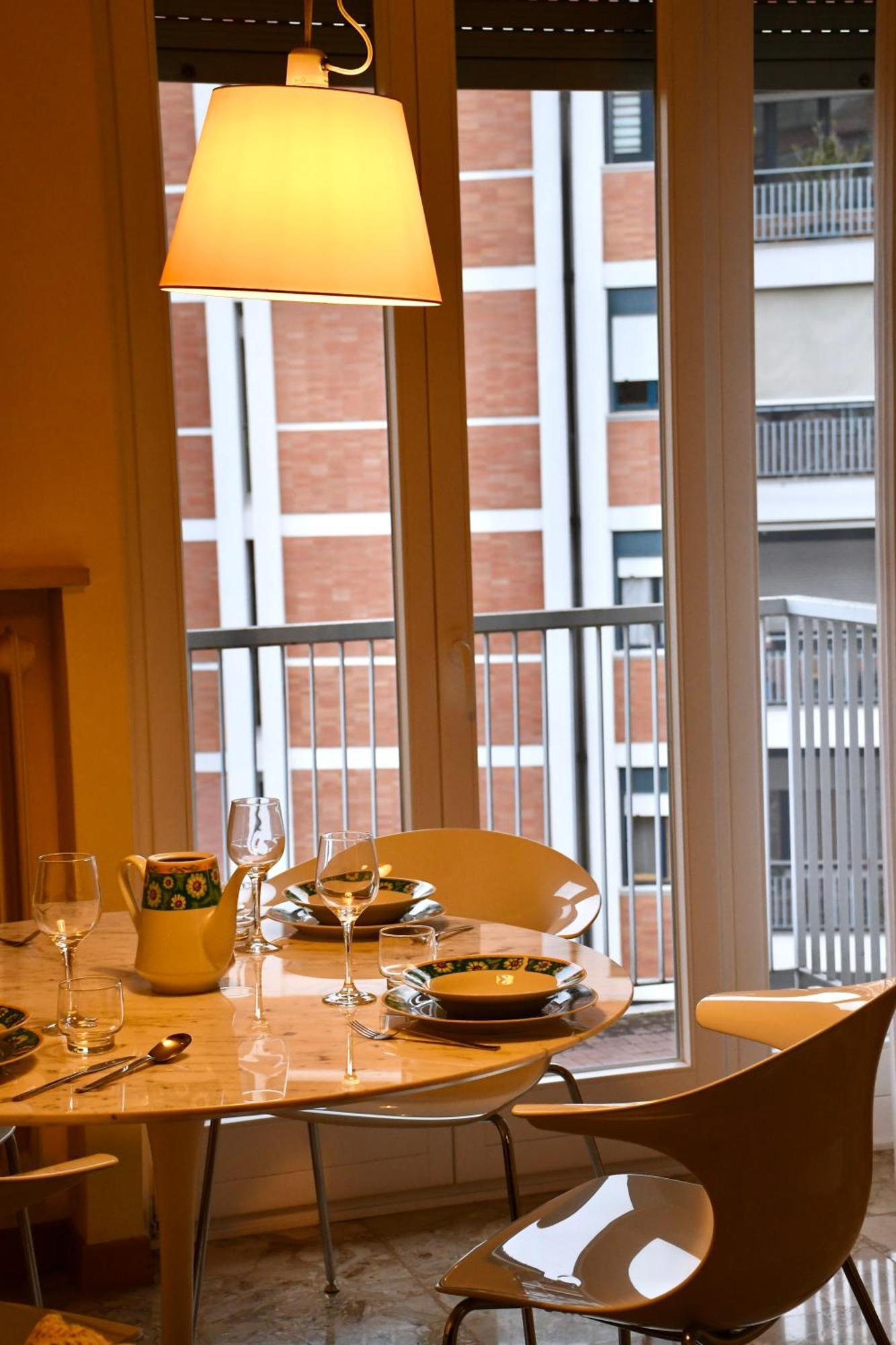 Trilocale Elegante A Centro